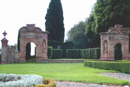 I giardini della Villa Geggiano